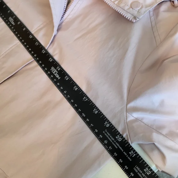 G.H. Bass & Co. Women's Light Pink Snow Jacket - Picture 9 of 10